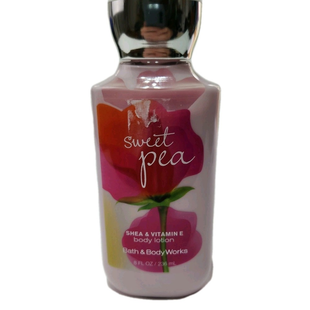 Bath & Body Works Sweet Pea Shea & Vitamin E Body Lotion -‎ 8oz